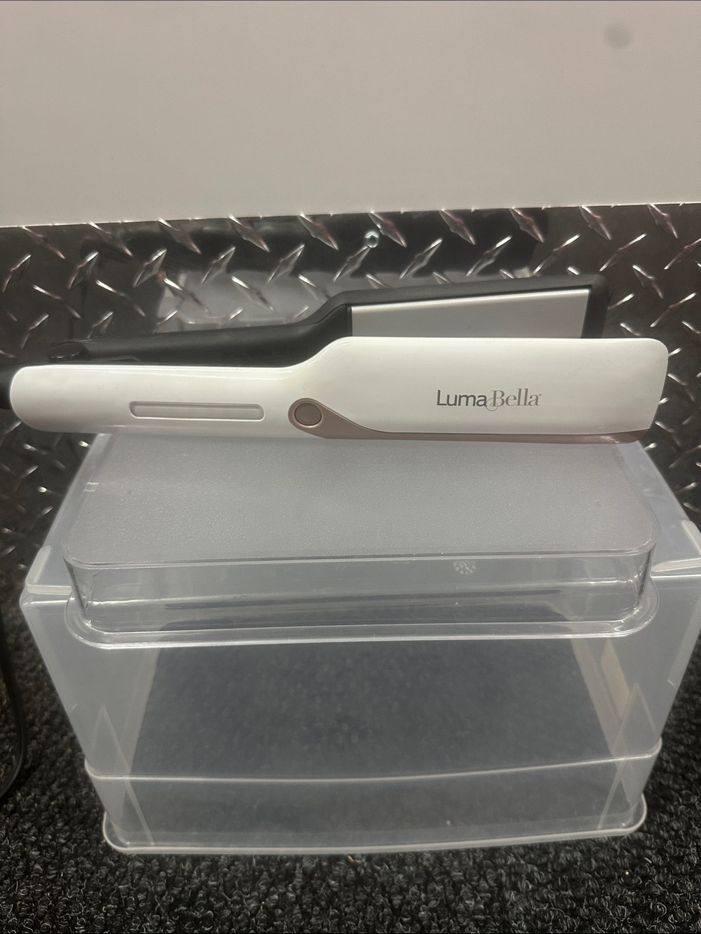 LumaBella White and Black Hair Straightener